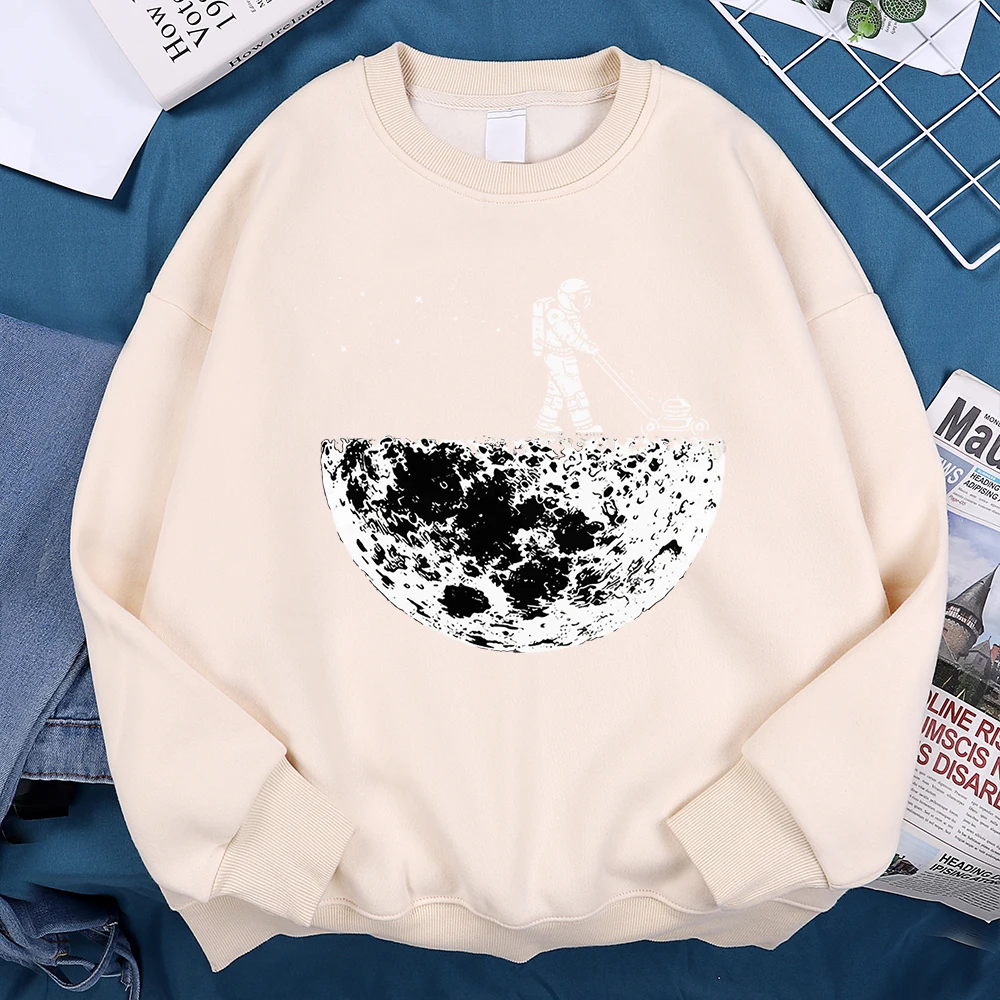 Astronauts Weeding On The Moon Men Women Sweatshirt Fleece Pullover Hip Hop Warm Casual Hoodies Fashion Pullover Couple Clothing