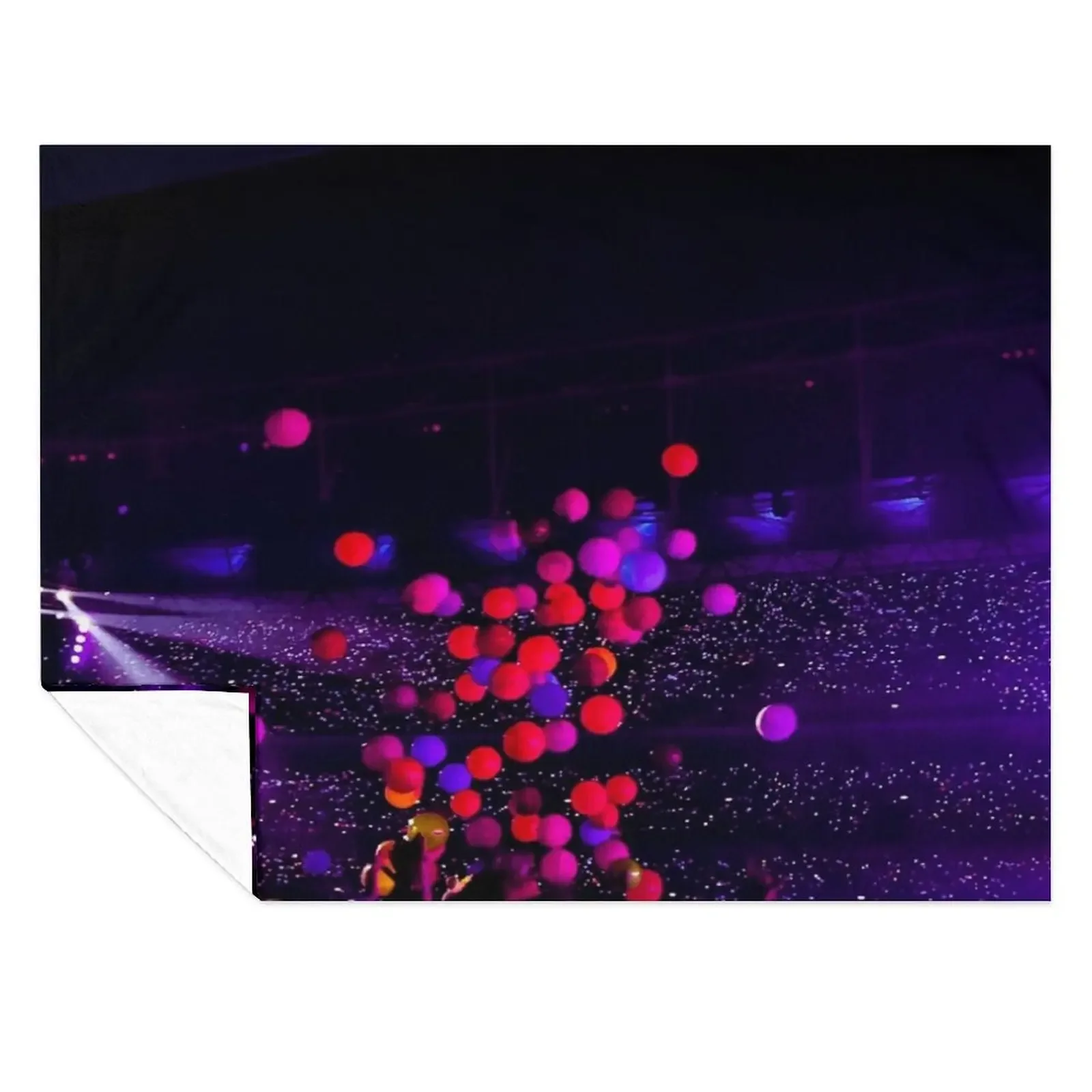 

concert sights Throw Blanket Luxury Throw for sofa Luxury St Thermals For Travel Blankets