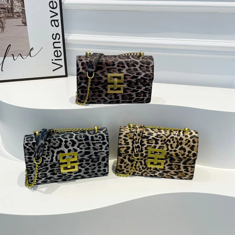 Leopard print Clutch Bag PU Leather Shoulder Side Bags for Women Chain Mobile Phone Purses Crossbody Bags Ladies Fashion Handbag