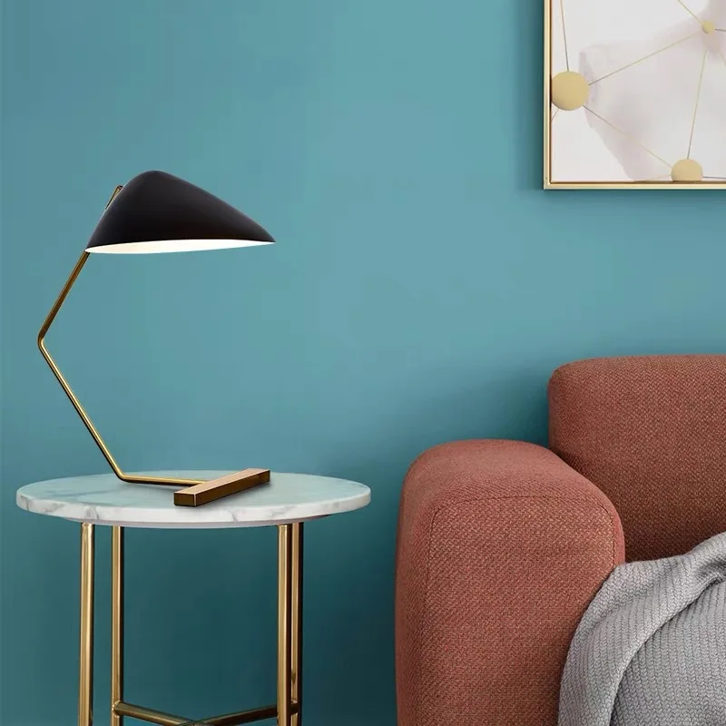 ما بعد الحداثة غرفة المعيشة مصباح طاولة الرجعية الشمال مصمم نموذج غرفة الدراسة الإبداعية غرفة نوم السرير الجدول مصباح القراءة #5