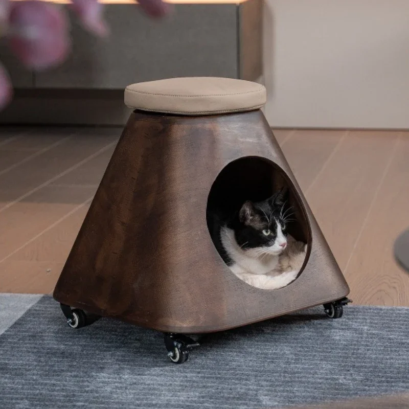 People and pets share cat stools, medieval universal wheel solid wood low stools, light luxury and advanced removable