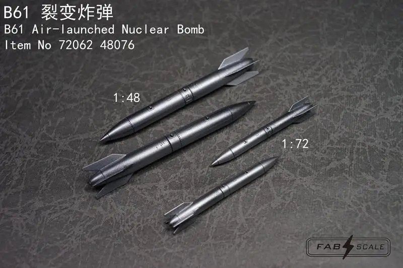 FAB FA72062 1/72 B61 Air-launched Nuclear Bomb