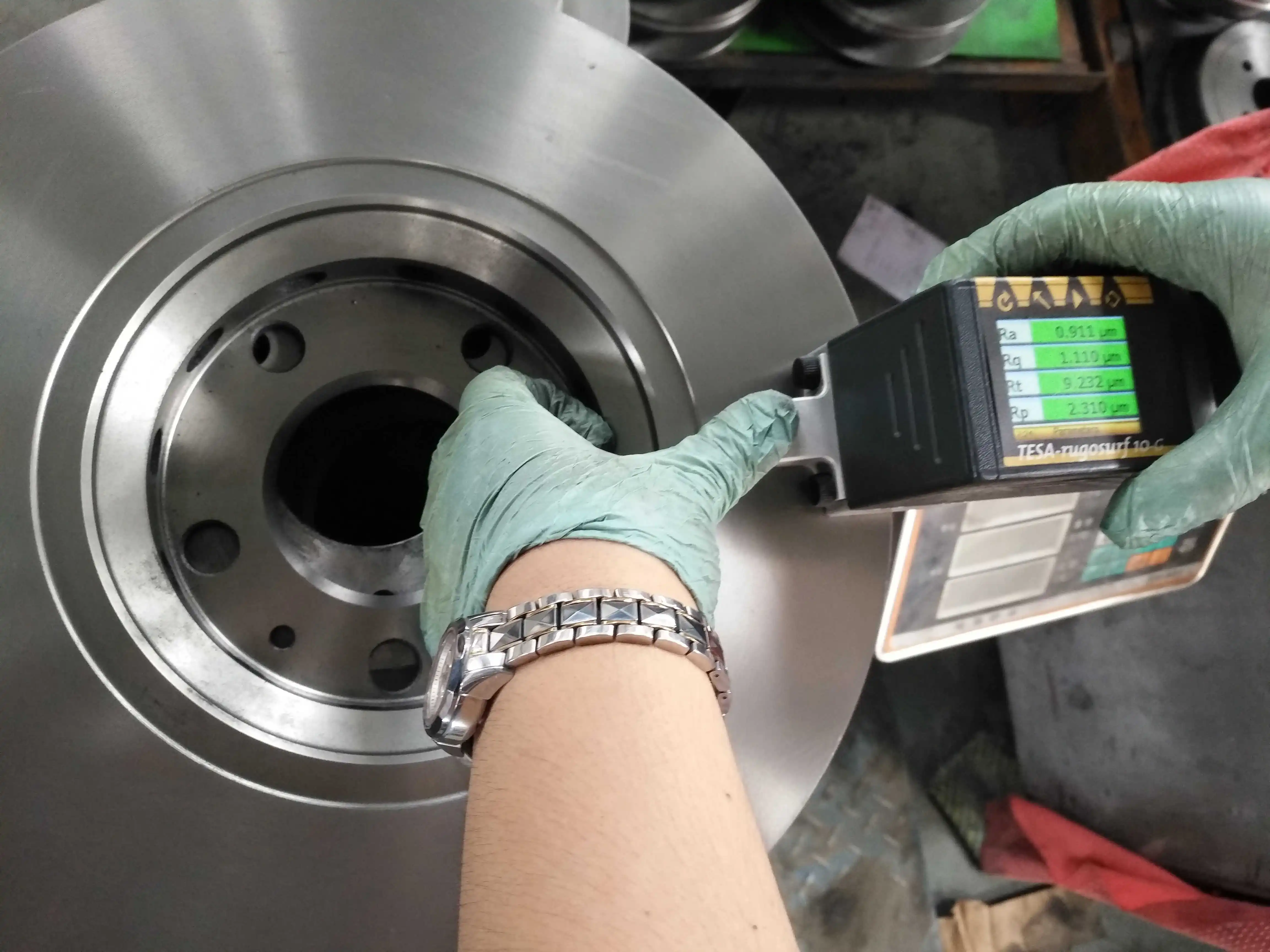 فرامل قرصية تلقائية عالية الجودة 43512-20530 DF7248 سعر تنافسي للموضع الأمامي لمركبات تويوتا