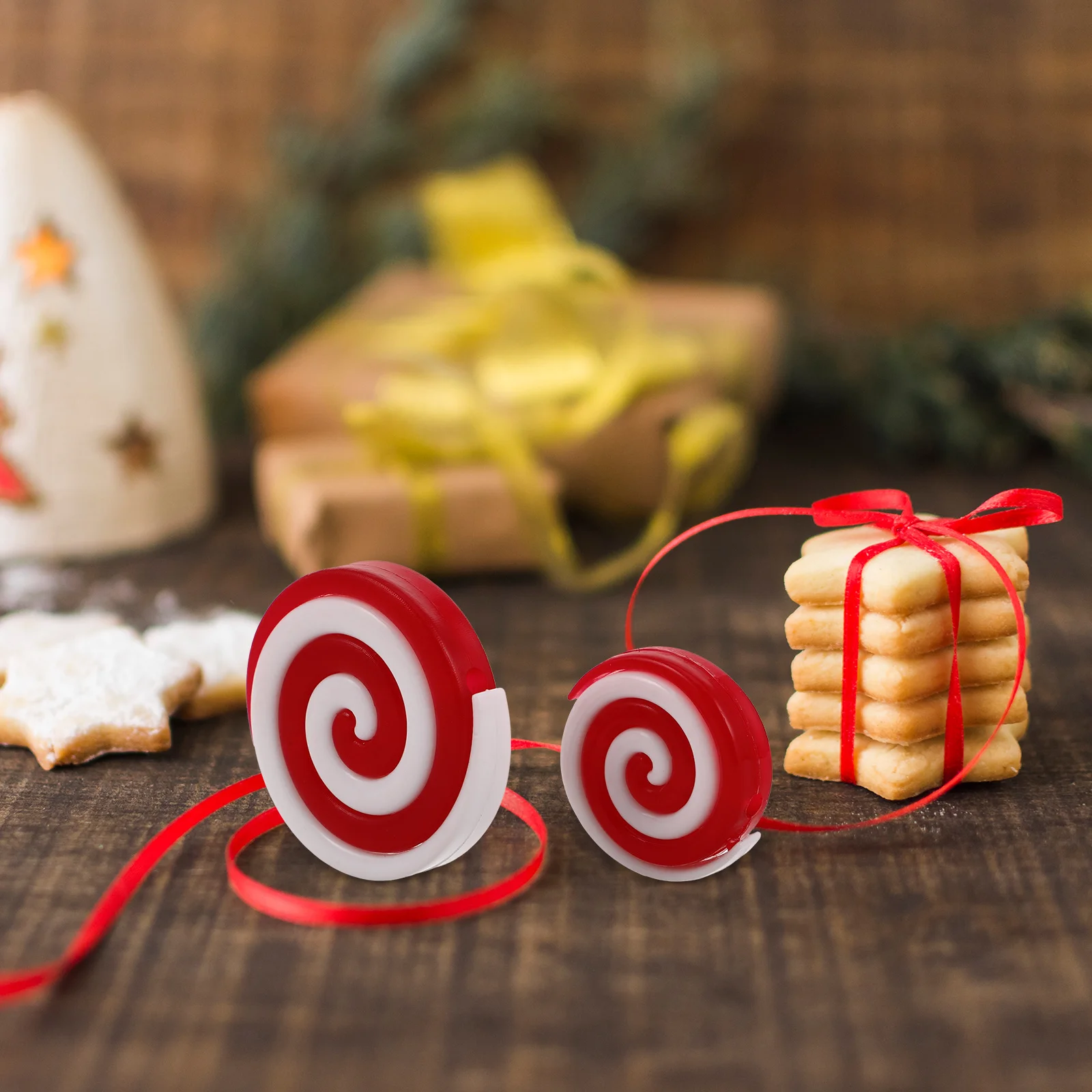 

20Pcs Holiday Candy Decorations Swirl Colored Pendants for Christmas Tree Party Box Classroom Event Decor Reusable Shatterproof