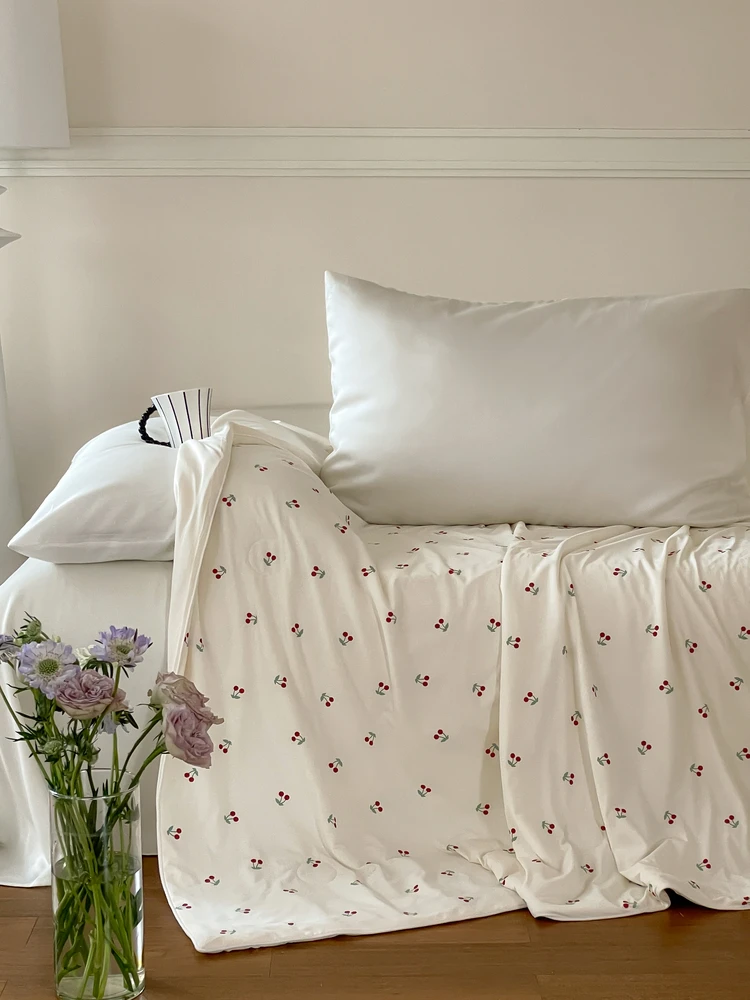 

Summer Cooln Silk Ice Silk Stripe Cartoon Cold Sensation Thin Single Person Air Conditioner Quilt Bla Tech Fiber Bedding