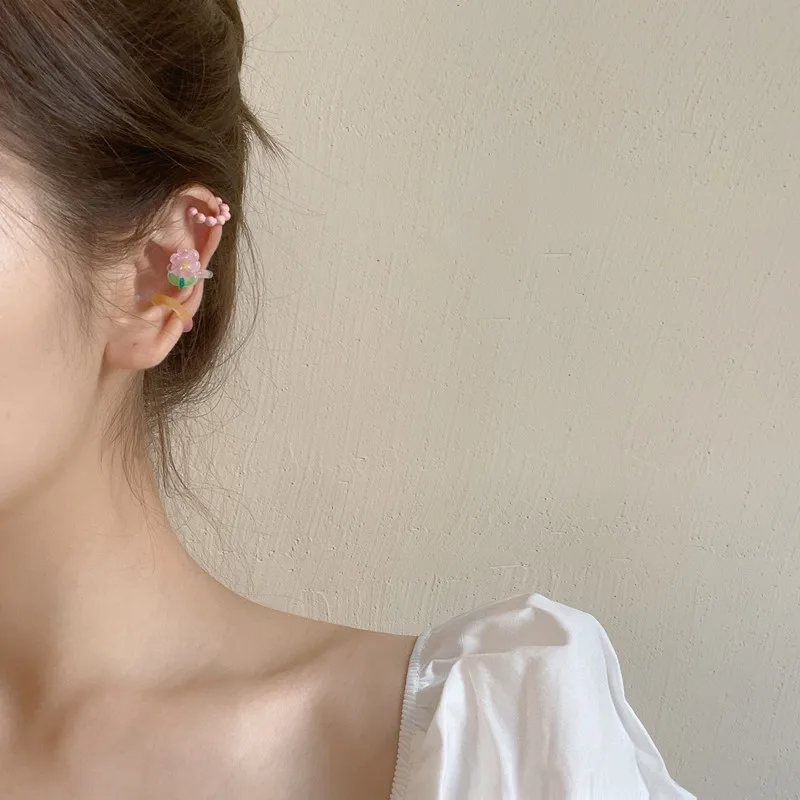 3Pcs/Set Cute Gradient Color Flower Ear Clip Women Sweet Small Resin Fake Piercing Ear Cuff Fashion No Hole Earrings Jewelry