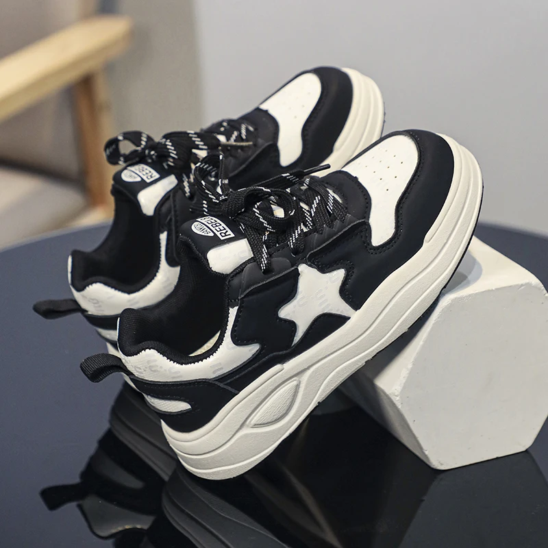 

New lace-up round head non-slip board shoes boys breathable children star student shock-absorbing outdoor sneakers