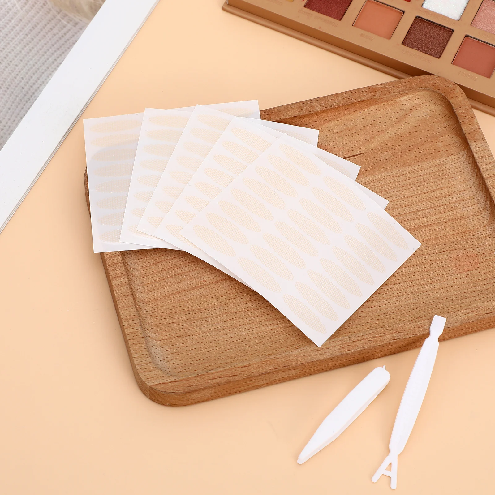 

240Pcs Lace Eyelid Lift Tape Invisible Double Eyelid Strips for Hooded Eyes Instant Eye Lifter Eye Lid Lifters