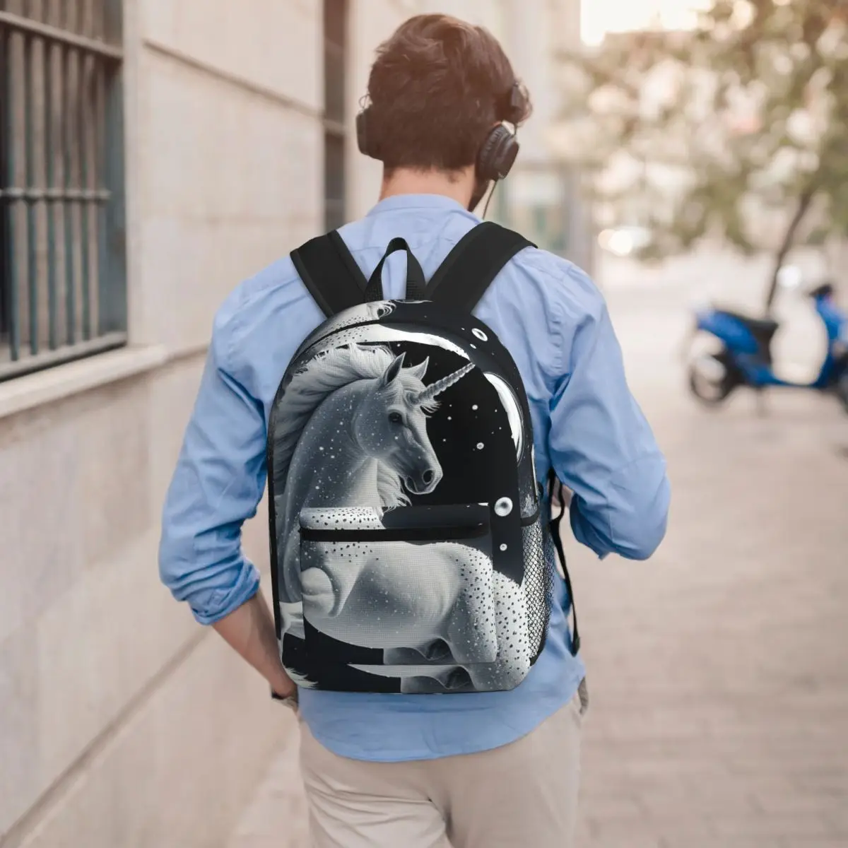 

White Unicorn In The Snow Design Backpack Student BookBag Kids School Bag Computer Shoulder Bags for Men Women