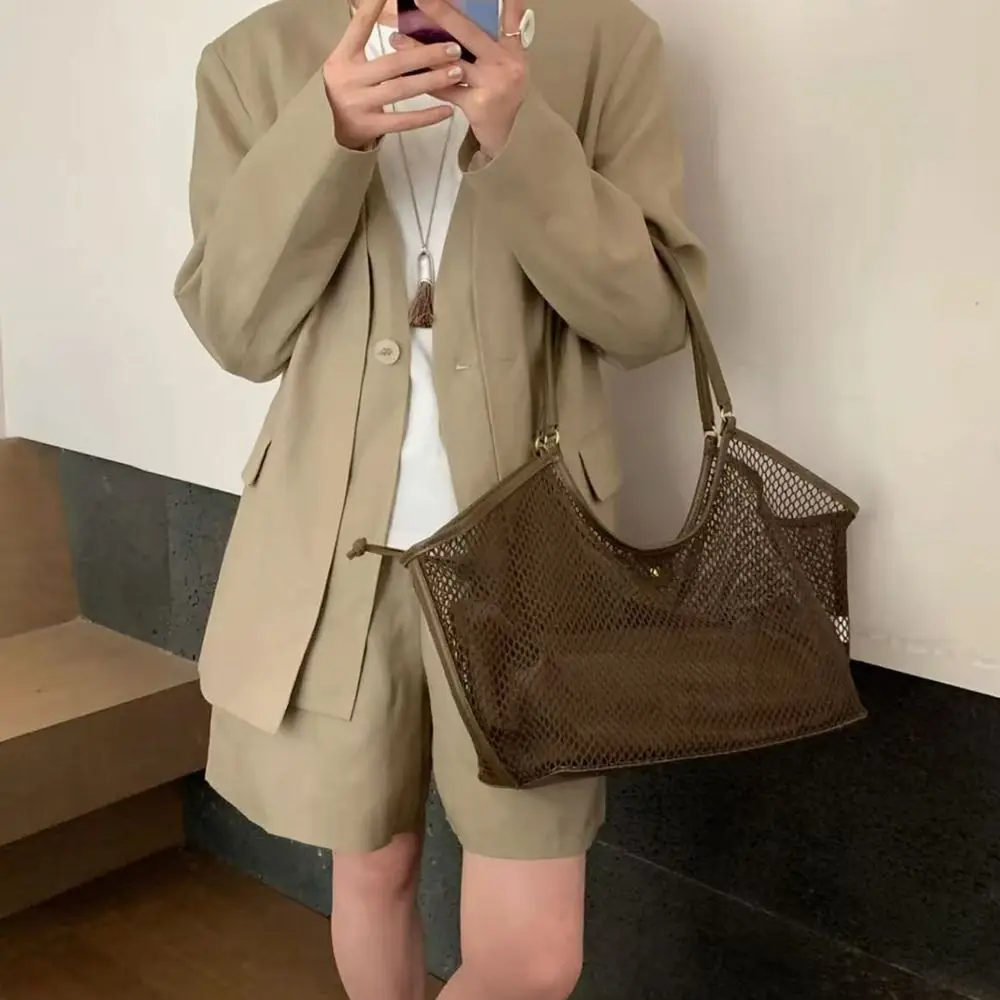 

Casual Hollow Mesh Wing Tote Bag PU Leather Woven Large Capacity Net Handbag Underarm Bag Soft Beach Shoulder Bag Vacation