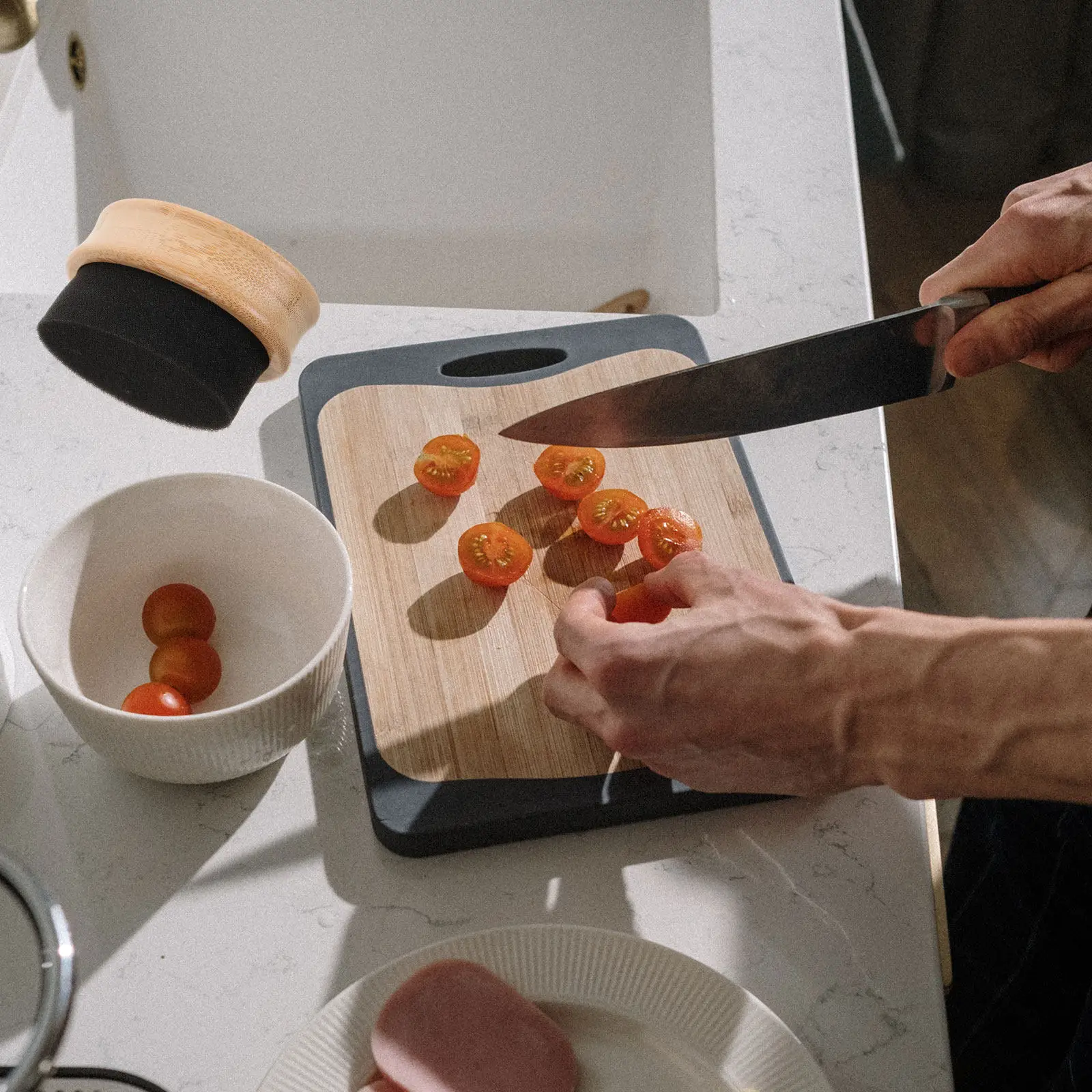 Aplicador de aceite para tablas de cortar de madera, utensilio de cocina ergonómico, cepillo de cera de superficie lisa para el cuidado de tablas de madera y bloques de corte.
