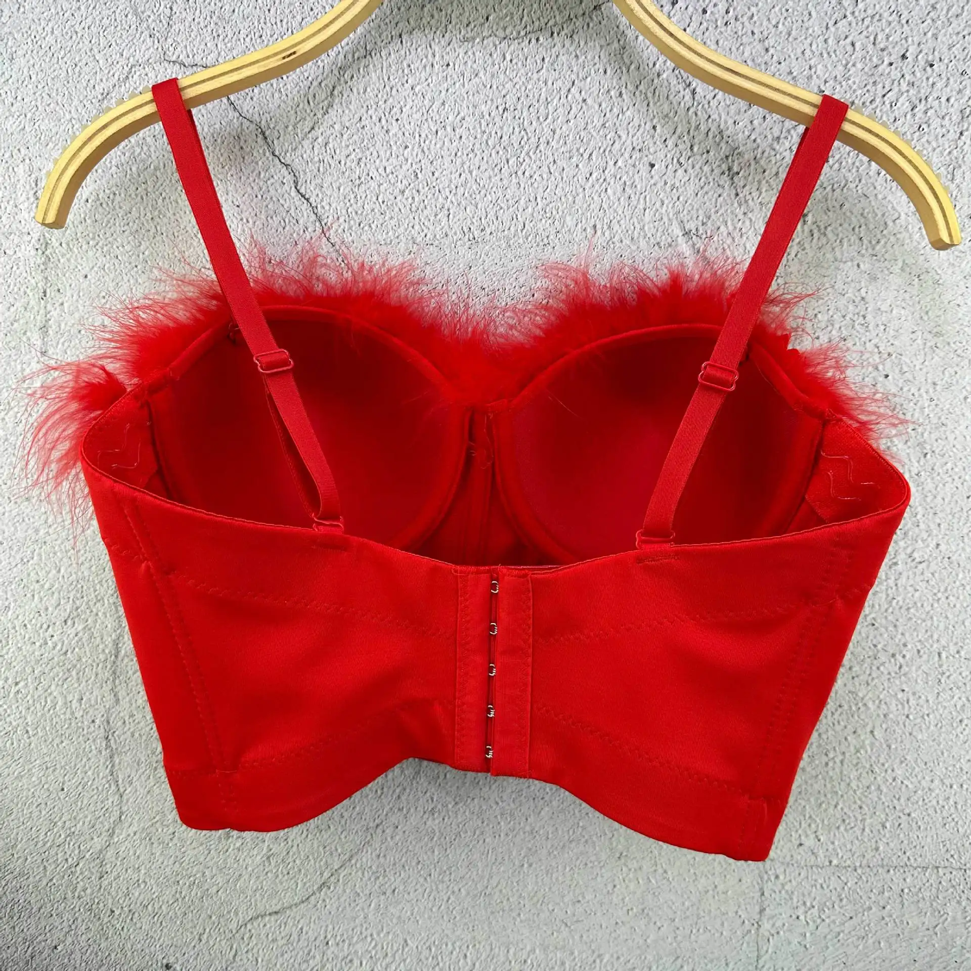 J750 Прямая поставка, красивые бюстгальтеры для девочек и женщин, топы-трубы Sweet Memory, черный, белый, красный, с перьями, маленькая майка на бретелях, одежда в стиле ретро