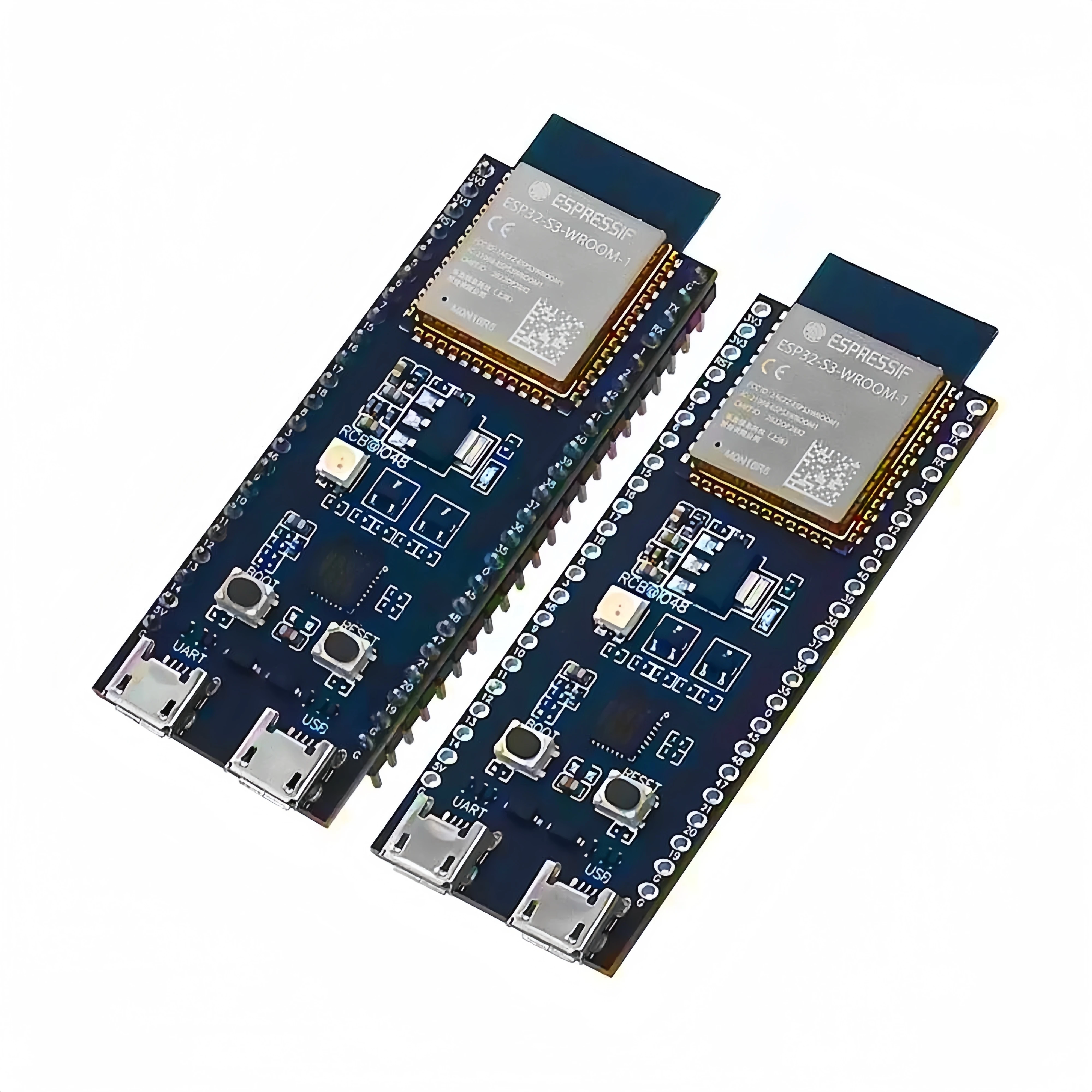 ESP32-S3-DevKitC-1 development board module is equipped with the ESP32-S3-WROOM-1-N16R8 module