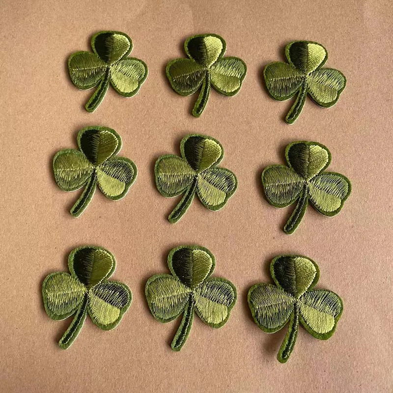 10PC/5.5CM Clover Applique Iron On Embroidered Patches,Green Leaf Cloth Stickers Patch Vetement Thermocollant For Clothing