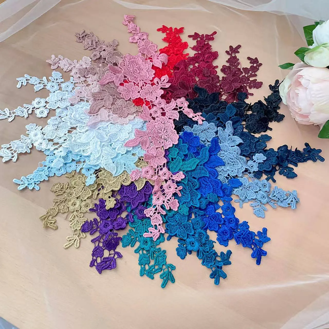10 Stück = 5 Paare. Wasserlösliche Spitze Stickerei Brautkleider Bild Applikation, handgemachte DIY Spitze Kleidung Nähzubehör