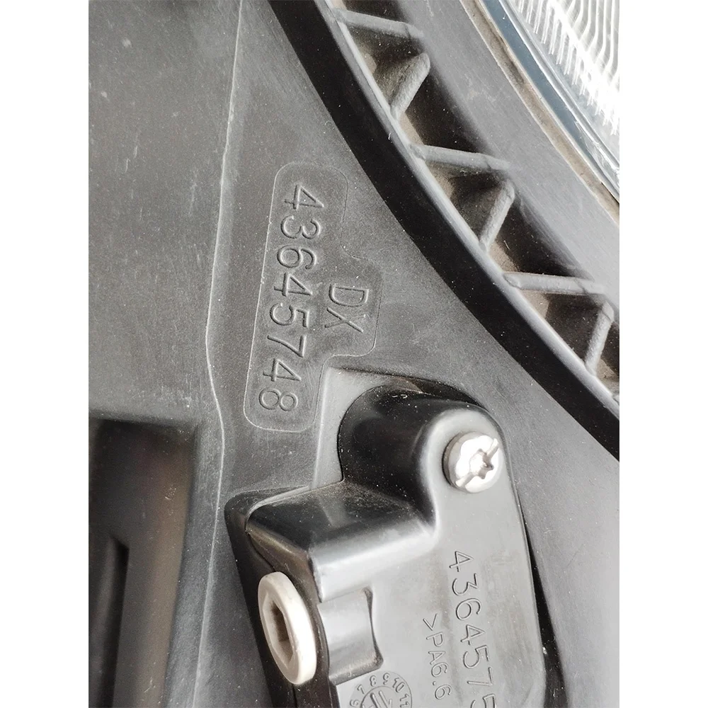 Stock For  Second-hand Headlight Components of the 2012-2020 Maserati GranTurismo Xenon Headlamps