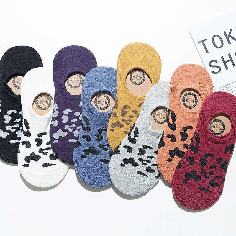 

5 Pairs Women's Socks Set Leopard Print Fashion Personalized Invisible Ankle Socks Silicone Anti Slip Comfortable Cotton Socks
