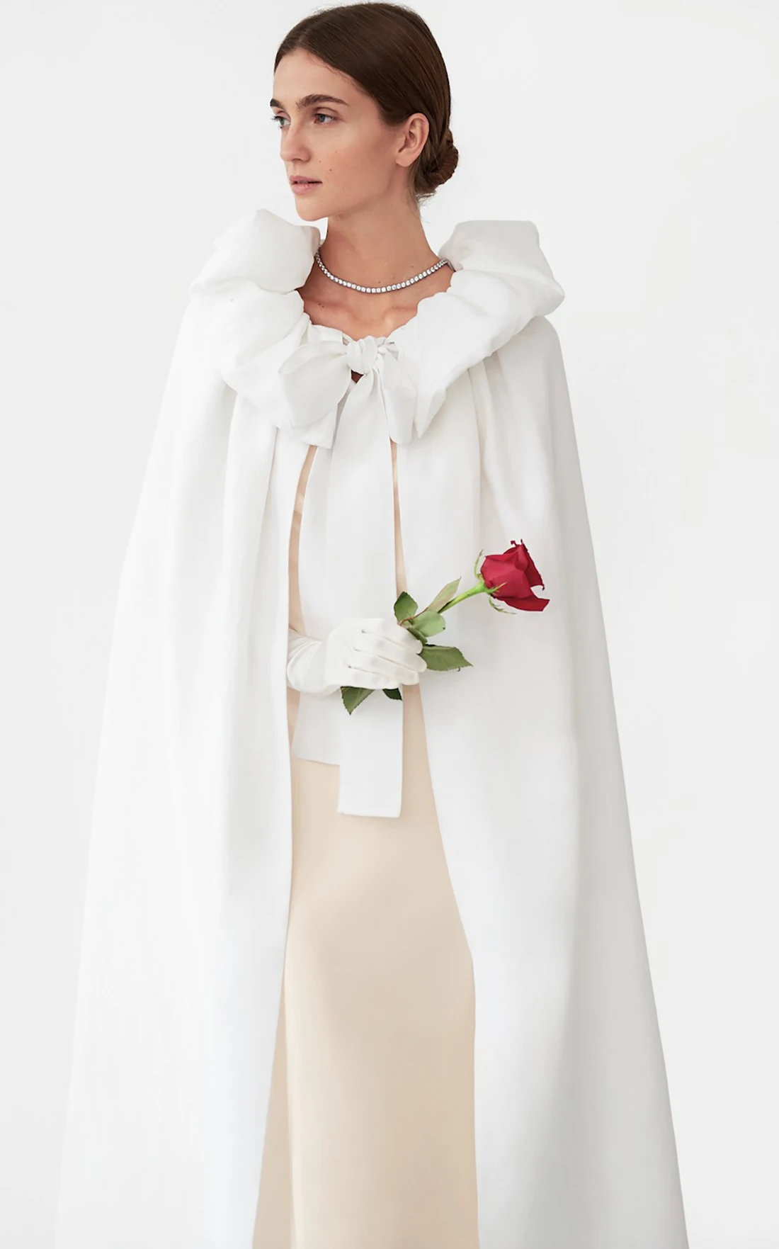 Charming Mid Calf Length Wedding Cloak Puffy Ruffle Collar Front Tie Bow Bridal Cape Women Formal Evening Wraps Coat Customized