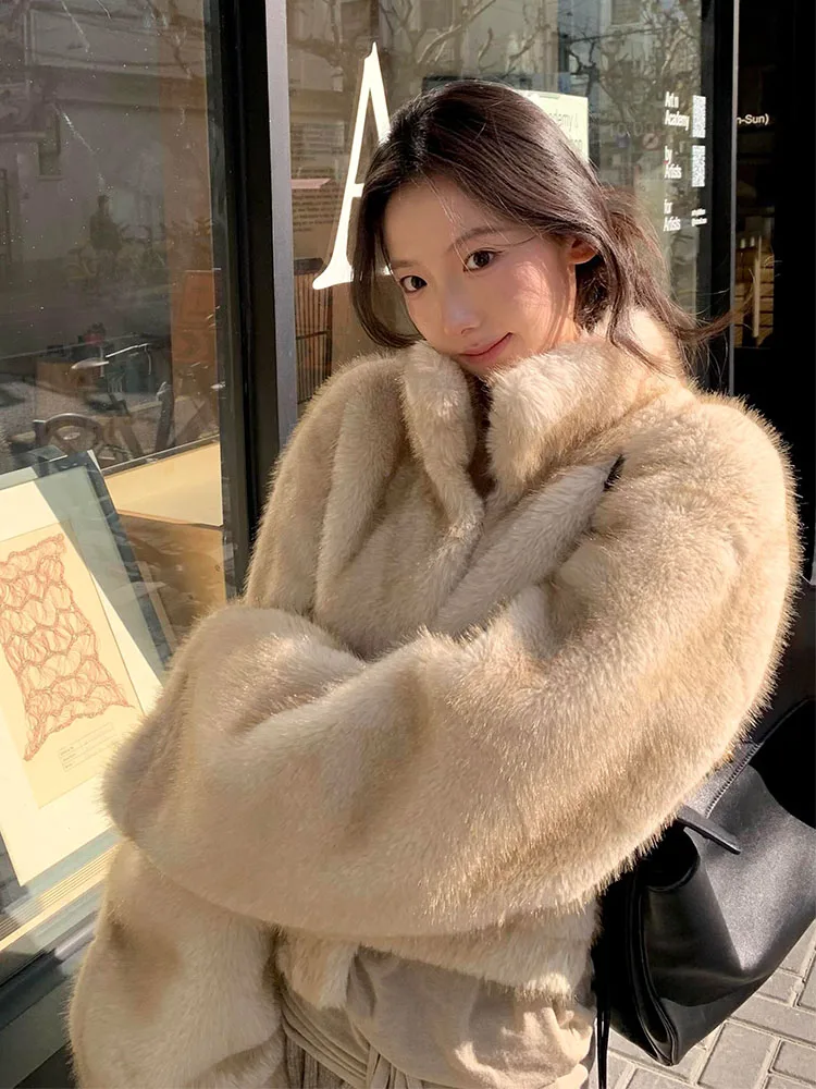 

New adually Dyed Fur Coat Women's ort Thi Warmth High-End Feeling Leather Fur Inteated Fur Coat Winter