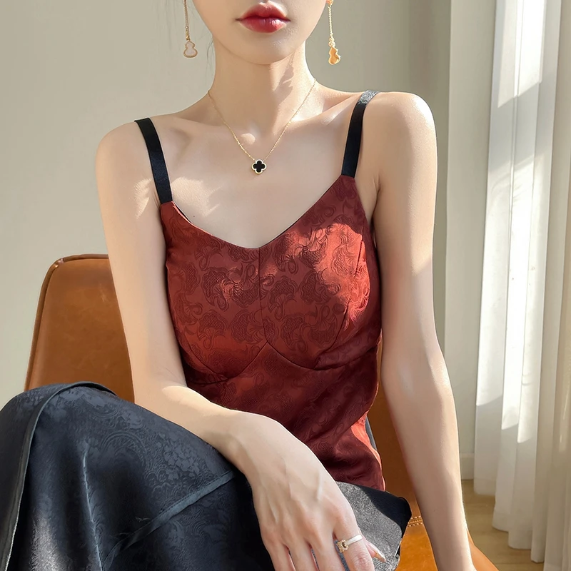 

Fashion V-neck Jacquard Satin Silk Sleeveless Camisole Slim Commuting Spring and Summer Ladies Pullover Tube top