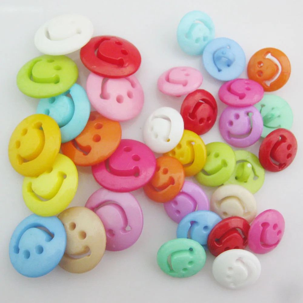 NBNNNV 15MM/20MM Fashion Buttons Shank Plastic Smile Face Mixed Colors 50Pcs DIY Sewing Kids Clothes Button Craft Accessory