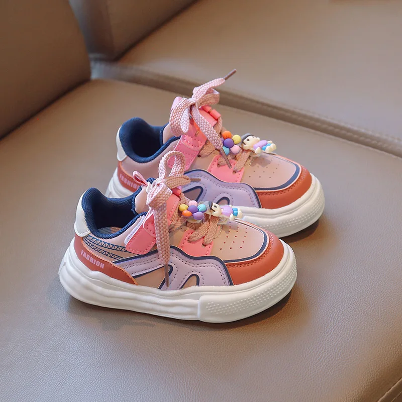 Scarpe Casual per bambini per ragazze ragazzi 2023 primavera nuova moda suola morbida Sneakers per bambini scarpe da corsa sportive abbinate al