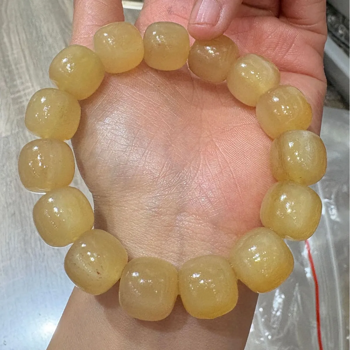 

Натуральный рог, старые бусины, прозрачный и увлажняющий материал, игровой браслет, портативная ручная веревка, элитные роскошные ювелирные изделия