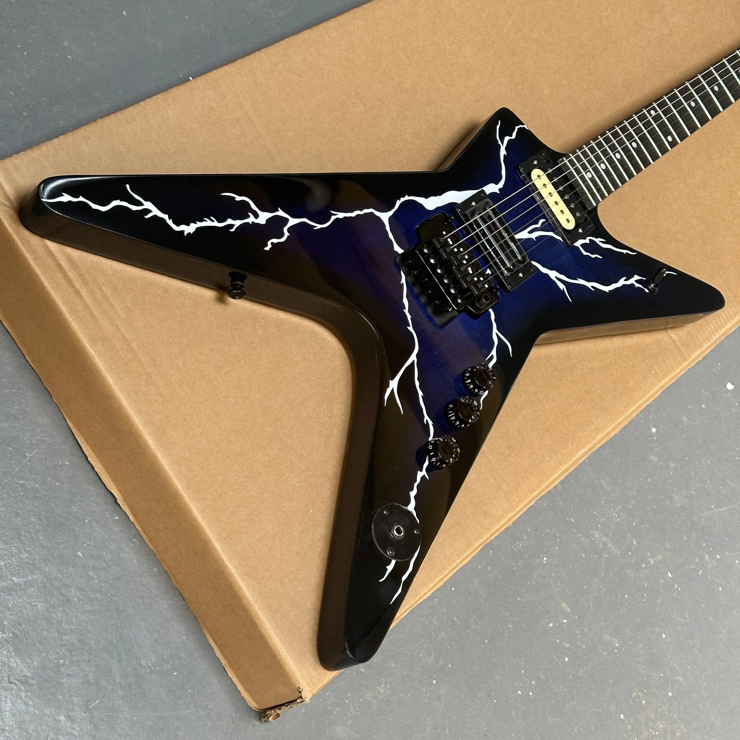 

Электрогитара Blue Tiger Stripe Lightning, электрогитары с корпусом из красного дерева, электрогитара для начинающих.