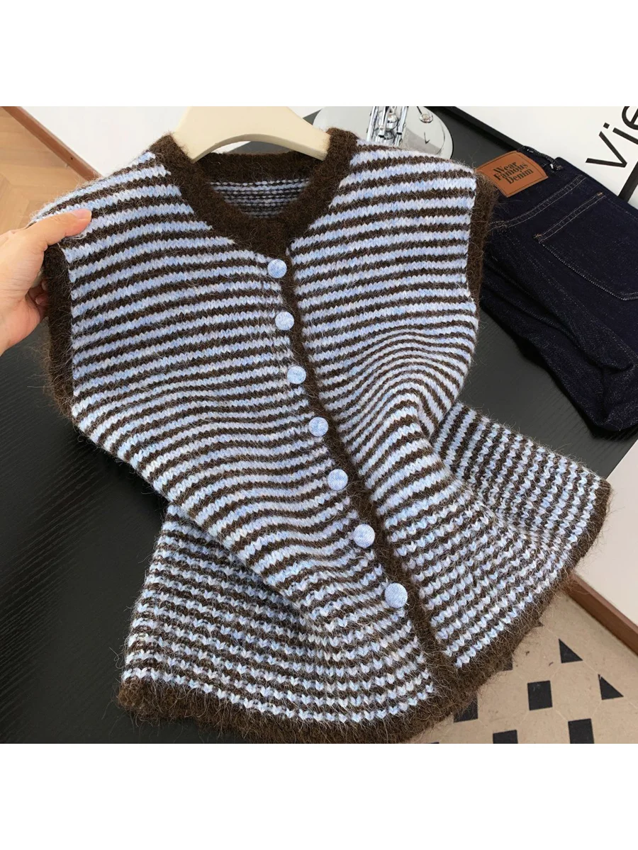 High-End Stripe Knitted Vest Cardigan Women's Autumn Winter Vintage Simple Layering Sleeveless Top Color Block CleanFit Style