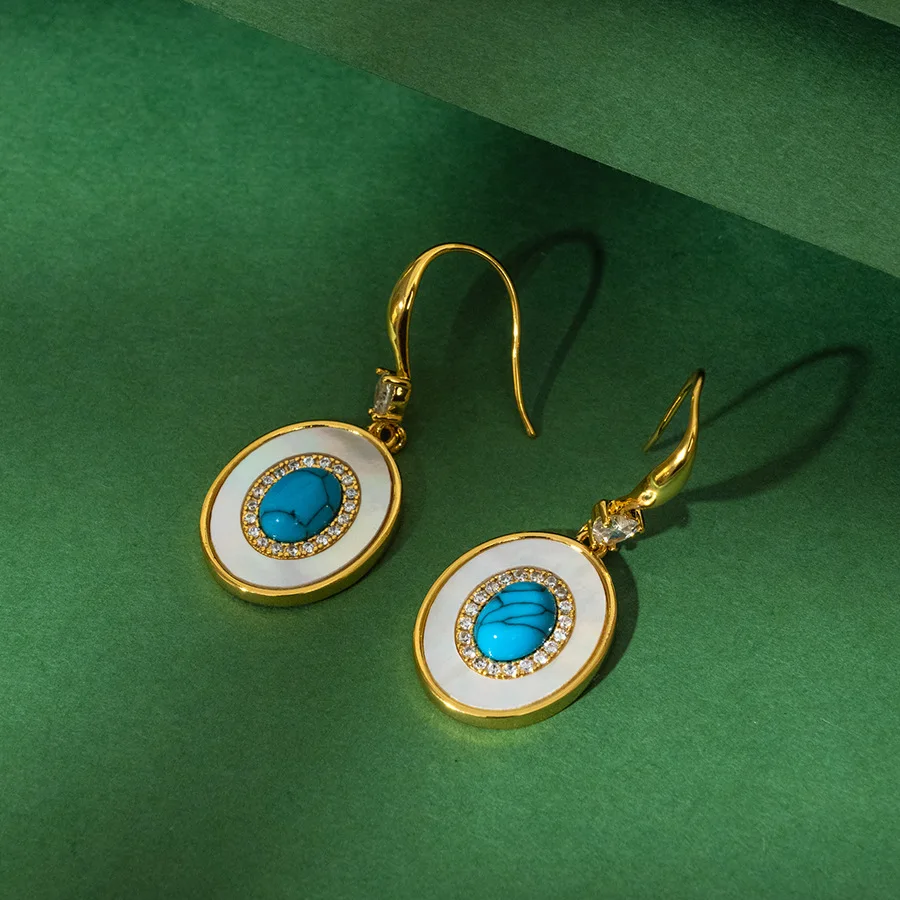 

Russia Style Retro Cubic Zircon-set Sapphire White Mother-of-pearl Oval Pendant Earrings Palace Style High-end Ear Hanging Jewel