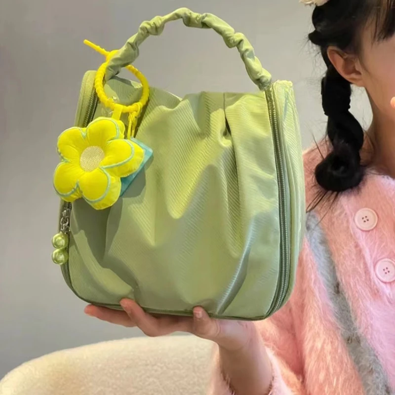 

Girl Heart Explosion Flower Makeup Bag Large Capacity Portable Travel Wash Storage Bag