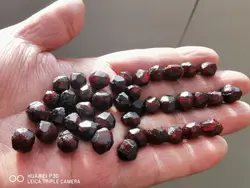 20pcs Natural Raw Rough Red Garnet Gemstone Rare Reiki Stone Crystals Specimens
