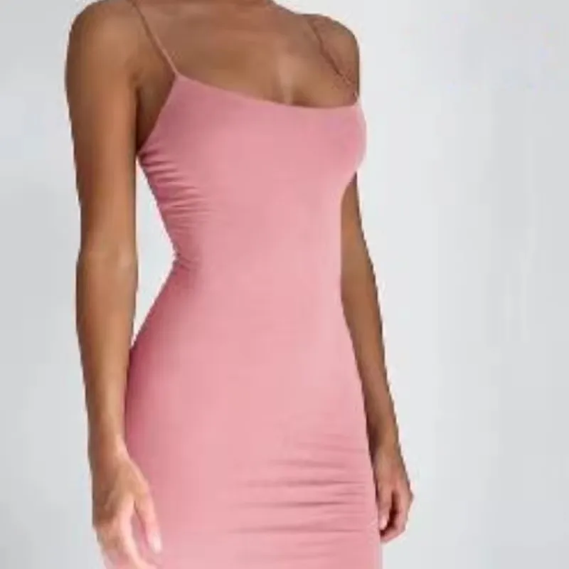 Mode Spaghetti sangle Mini robe femmes 2025 été Sexy moulante Club robes de soirée courte femme Camisole solide robe d'été