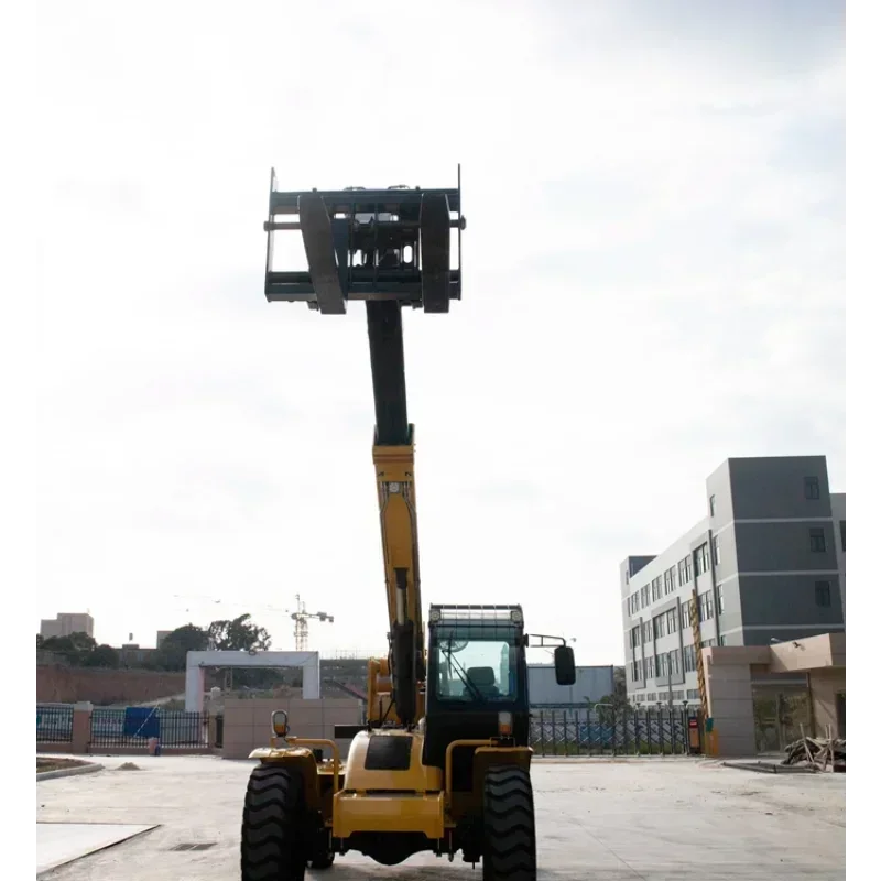 YG China Multifunctional Telehandler Forklift Widely Using Diesel Enginee 4 Ton Telescopic TeleHandler Sale for United States