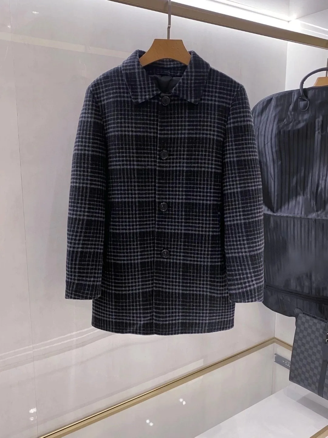 

Faionable Italian ZZ, осенне-зимнее клетчатое полушерстяное пуховое мужское пальто средней длины с подставкой Urban Sle Long Sve