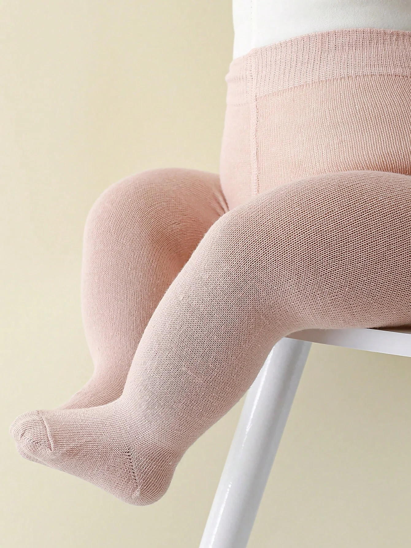 1 Pair of Solid-Colored Baby Leggings, Fashionable Soft Tight Pantyhose for All Four Seasons, for Girls Aged 0-72 Months for Daily Life