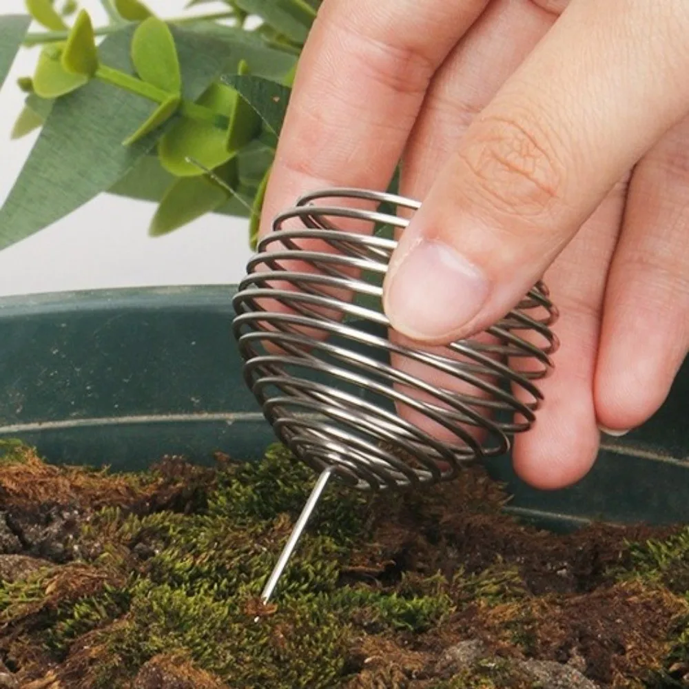 10Pcs Stainless Steel Automatic Fertilizer Box Slow Release Column Shape Plant Fertilizer Baskets Resisting Rust Planting Box