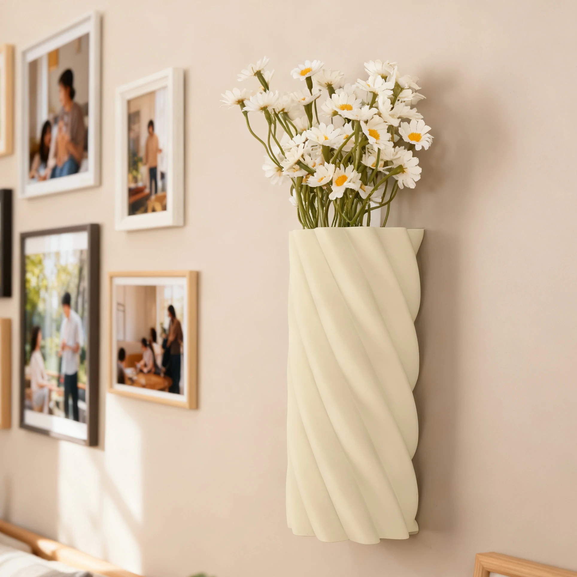 Grenzüberschreitende spiralförmige Wandvase, minimalistische kreative Wanddekoration, Blumenvase für Wohnzimmer, Schlafzimmer, Heimdekoration, Scena
