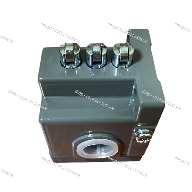 CHNT Limit Switch Micro Switch YBLX-JW2/11Z/3 YBLX-JW2/11Z/5 Wire Cutting Accessories for 3 wheel 5 wheel Travel Switch