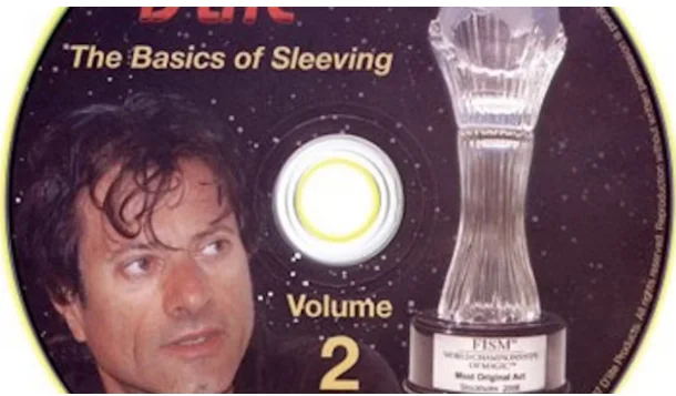 

Rocco Silano – Basics of Sleeving 1-2 - Magic Trick