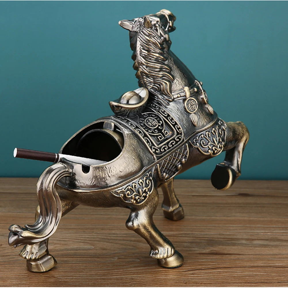 Galloping horse ashtray, living room metal ashtray anti fly ash with cover, Creative animal models Ornament, Smoking accessories