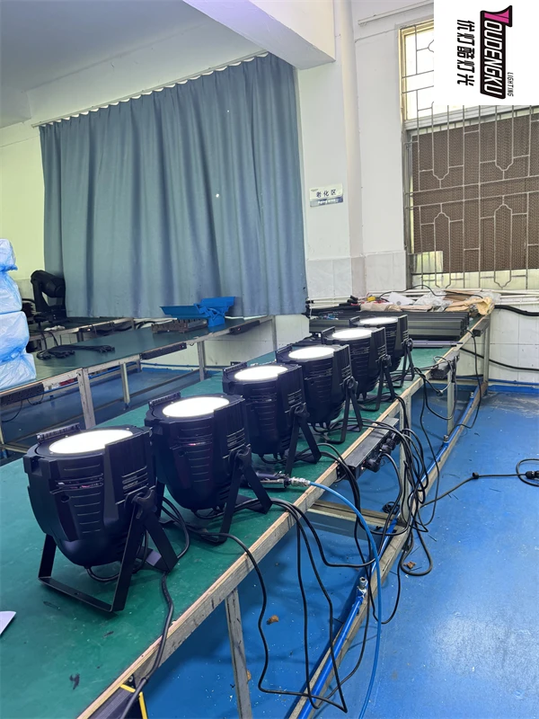 4 pieces Indoor led COB par light 100W 200W 2in1 led party wedding theater par light