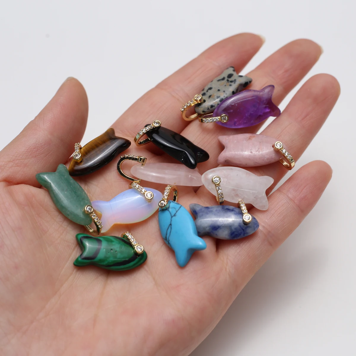 5pcs Natural Stone Pendant Exquisite Fish Clear Quartz Amethysts Pendant Charms for Making DIY Jewelry Necklace Bracelet 12x18mm