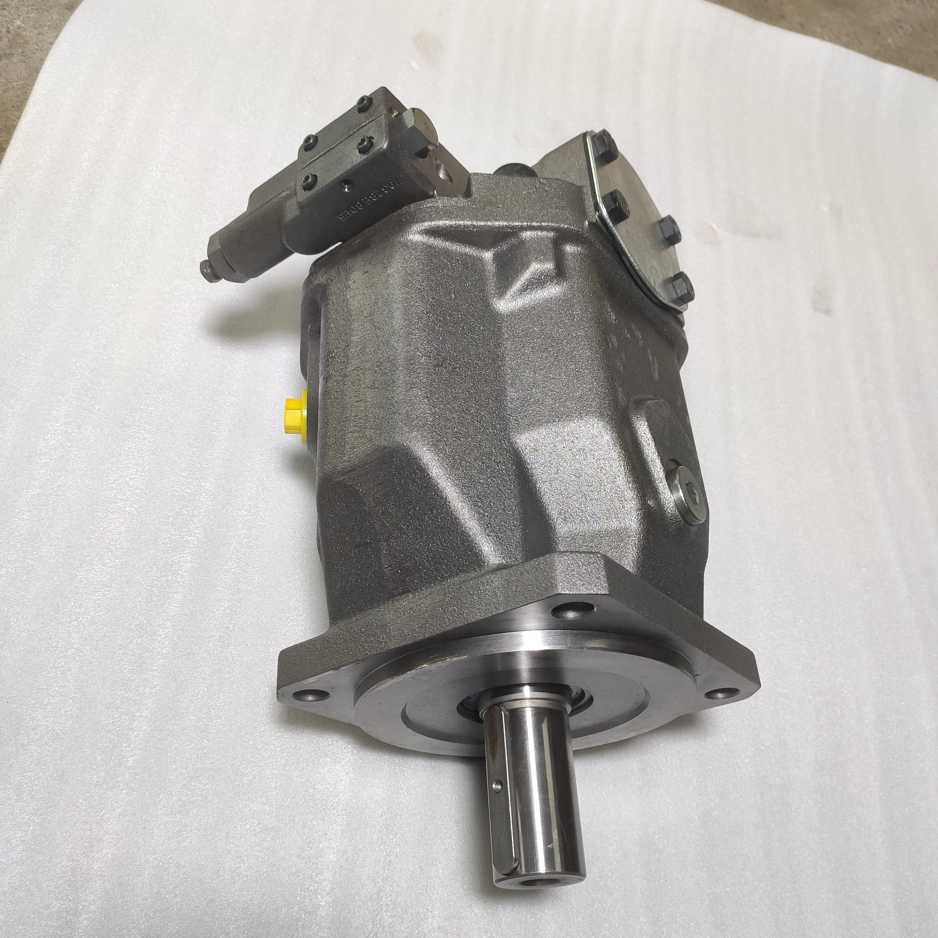 A10VO140DFR1/31R-PQC62N00-S3086 OEM مضخة المكبس A10VO A10VO45 A10VO74 A10VO100 A10VO140 مضخة الإزاحة المتغيرة للمكبس المحوري