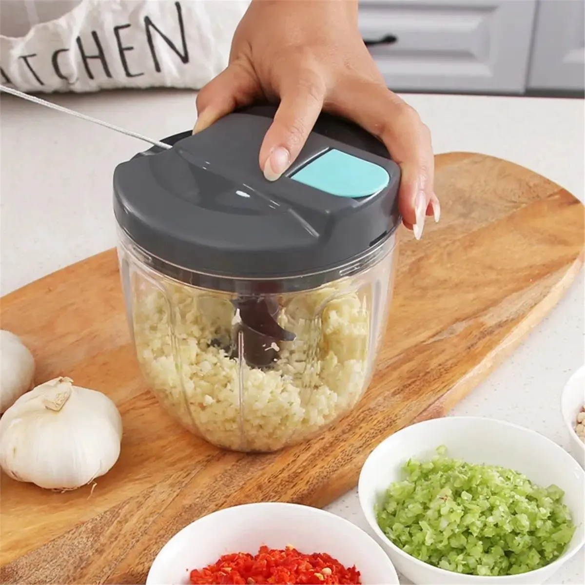 2026 New 900ML Manual Meat Grinder Garlic Chopper Multifunction Vegetable Cutter Chopper Garlic Crusher Kitchen Gadgets