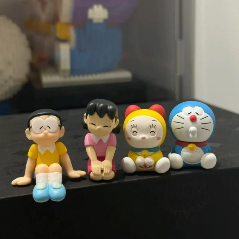 

Подлинная капсула Bandai Gashapon, аниме-фигурка, мультяшная милая Doraemon, сидячее положение, 90-я экшн-фигурка, модель, украшение для рабочего стола