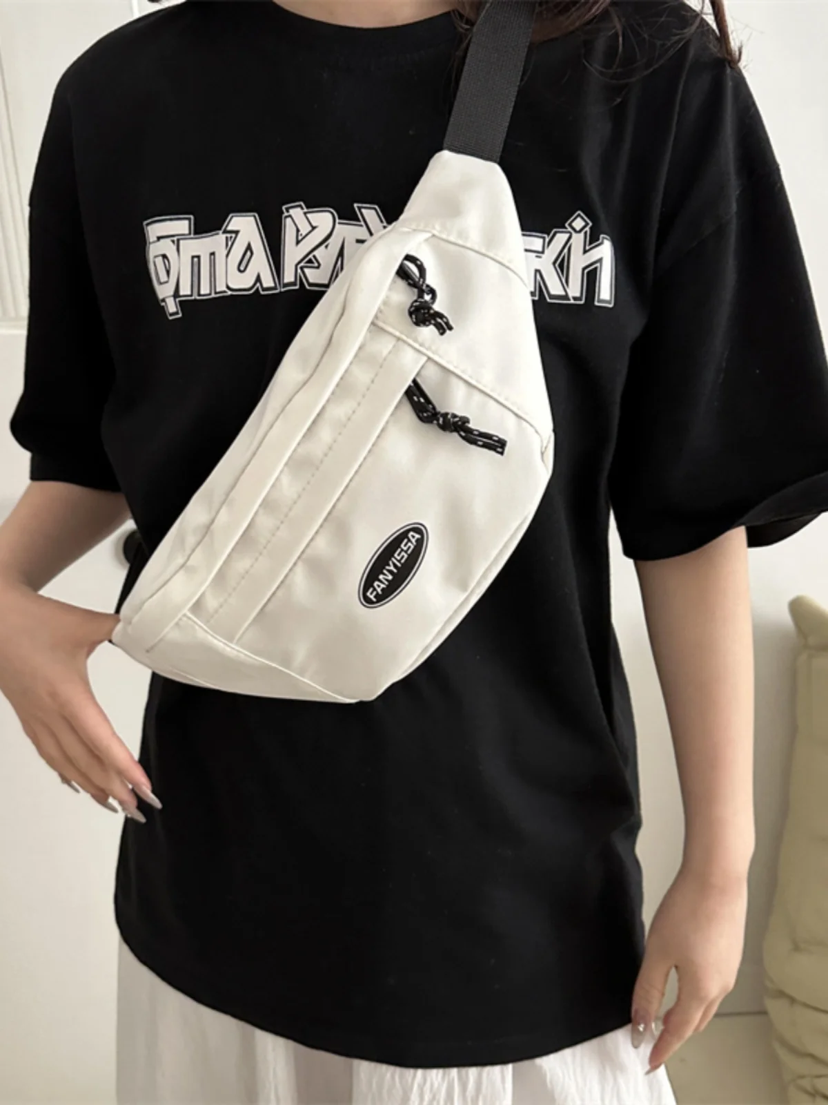 キャンバスフィットネスバックパックウエストバッグユニセックス軽量多用途カジュアルクロスボディバッグ男性と女性のための春 2024 トレンディなブランド