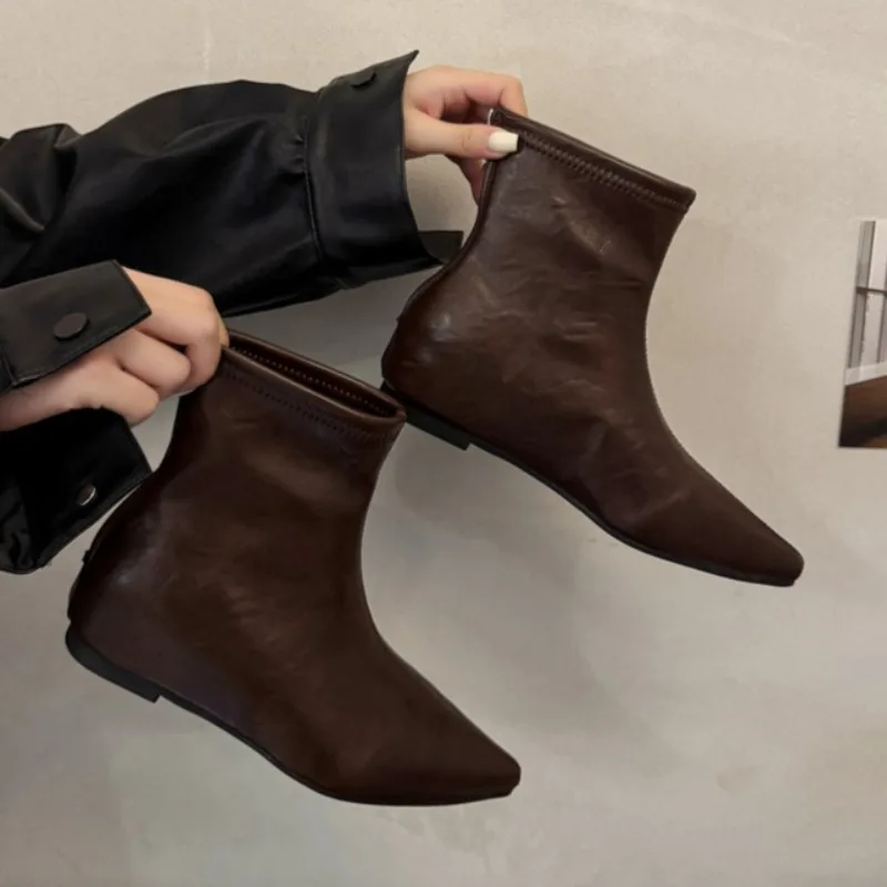 

Women Flats Pointed Toe Ankle Boots Fashion Leather Woman Shoes 2025 Designer Elegant Chelsea Short Boots Winter New Zapatillas