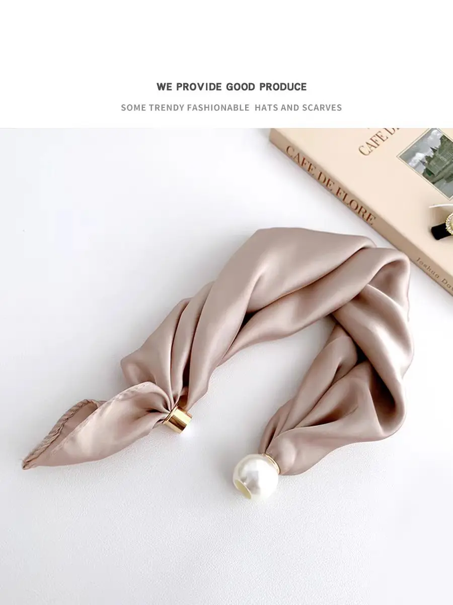 Luxuriöser Satin-Halstuch für Damen mit Magnetverschluss, Kunstperlen-Anhänger, einfarbiges, schwarzes Halstuch, das sich leicht anlegen lässt, ideal für Büro und Partys. – Detail 2