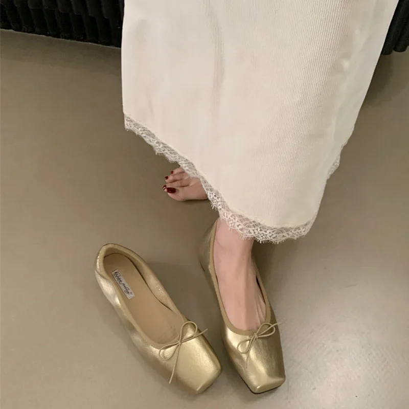 Modische Ballerinas für Damen, höhenverstärkende Slip-On-Schuhe, flache Damenschuhe mit Schleifenknoten, neue Frühlings- und Herbstkollektion. – Detail 3